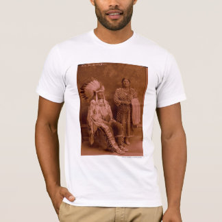 Cuts The Bear's Ears and Wife - Crow T-Shirt
