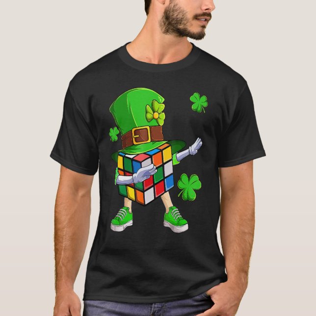 Dabbing Cube Speed Cubing Math Puzzle St Patrick D T-Shirt (Front)