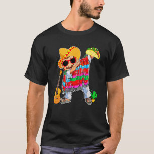 Dabbing Mexican Poncho Cinco De Mayo Men Sombrero T-Shirt