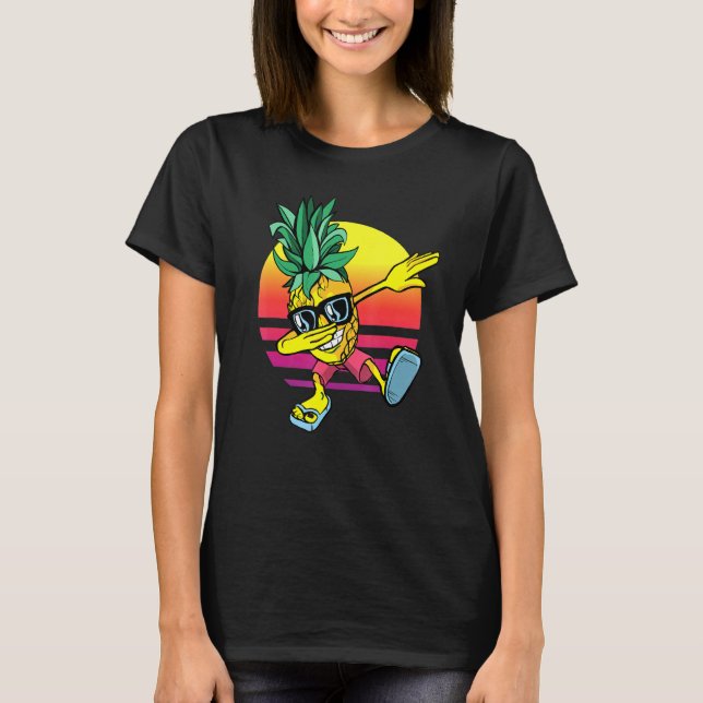 Dabbing Pineapple Sunglasses Vintage Sunset Holida T-Shirt (Front)