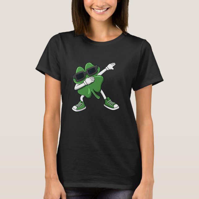 Dabbing Shamrock St Patrick's Day Boys Girls Kids  T-Shirt (Front)