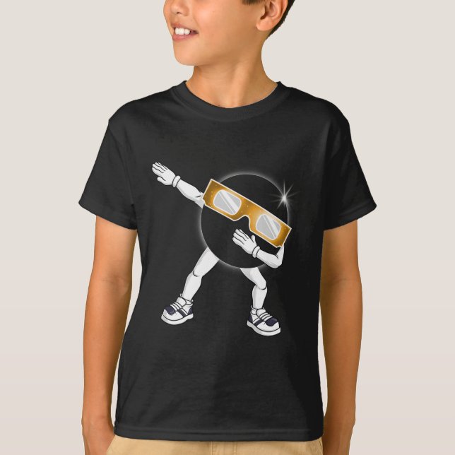 Dabbing Total Solar Eclipse 2024 Totality Dab Boys T-Shirt (Front)