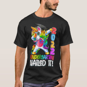 Dabbing Unicorn Graduation Kindergarten 2022 Naile T-Shirt