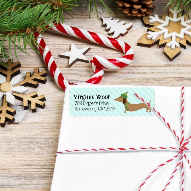 Dachshund Christmas Wrapping Paper Cute Snowflakes (Dachshund Christmas address labels)