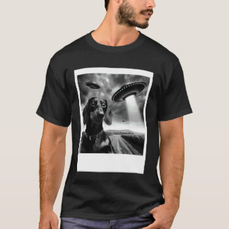 Dachshund Dog Mum Dad Funny Graphic Selfie UFOs We T-Shirt
