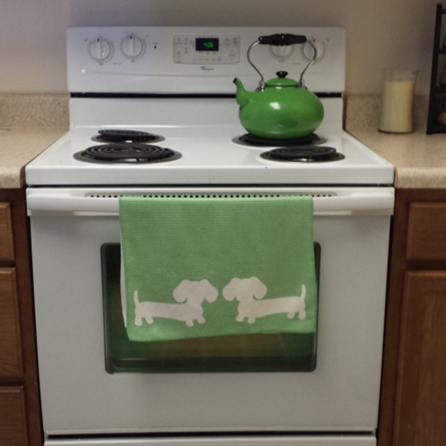 Dachshund Green Dish Towel Wiener Dog Moms & Dads (Creator Uploaded)