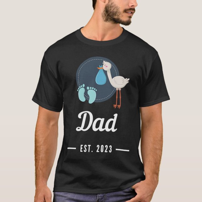 Dad EST 2023 Cute Stork Delivery T-Shirt (Front)