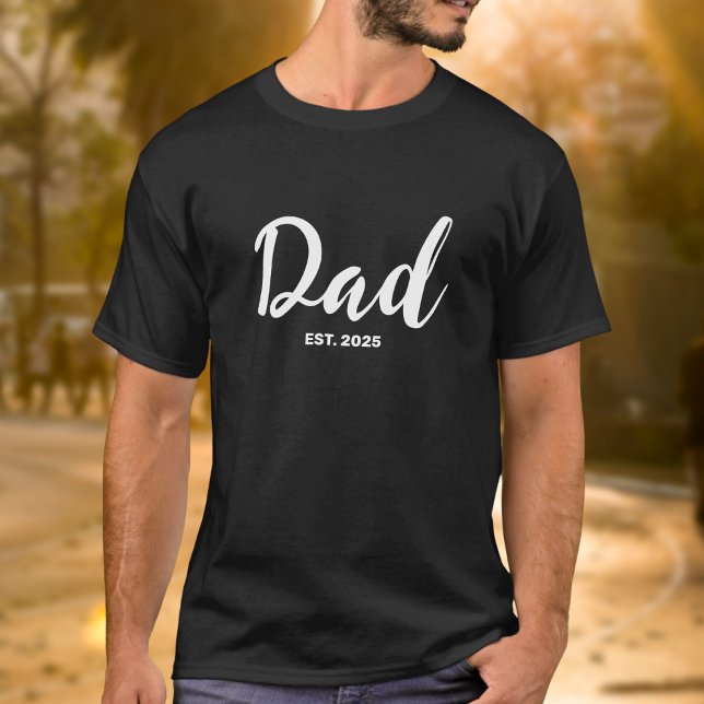Dad Established New Dad Gift  T-Shirt (Creator Uploaded)
