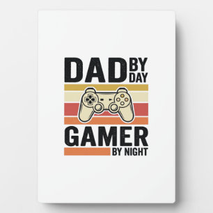 Dad Gamer Vintage Controller T-Shirt Design_1 Plaque