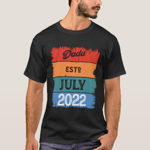 Dada Est July 2022 Proud Grandpa Best Dad Classic T-Shirt