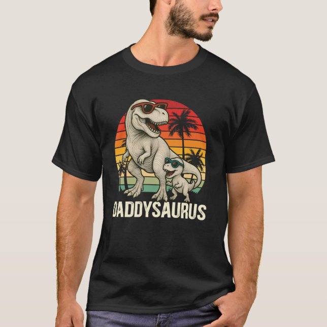 Daddy Saurus T Rex Dad Retro Funny Dinosaur Father T-Shirt (Front)