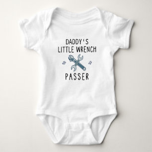 Daddy's Little Wrench Passer   Cute Mechanic Baby Bodysuit