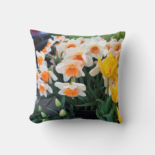 Daffodils & Tulips, Oregon Cushion (Front)