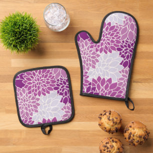 Dahlia Flowers, Pattern Of Flowers, Purple Dahlia Oven Mitt & Pot Holder Set