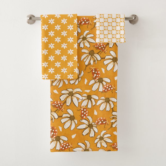 Daisies and Ladybugs sunny yellow  Bath Towel Set (Insitu)