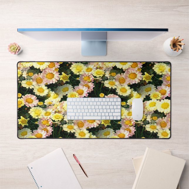Daisies Galore...... Desk Mat (Office 1)