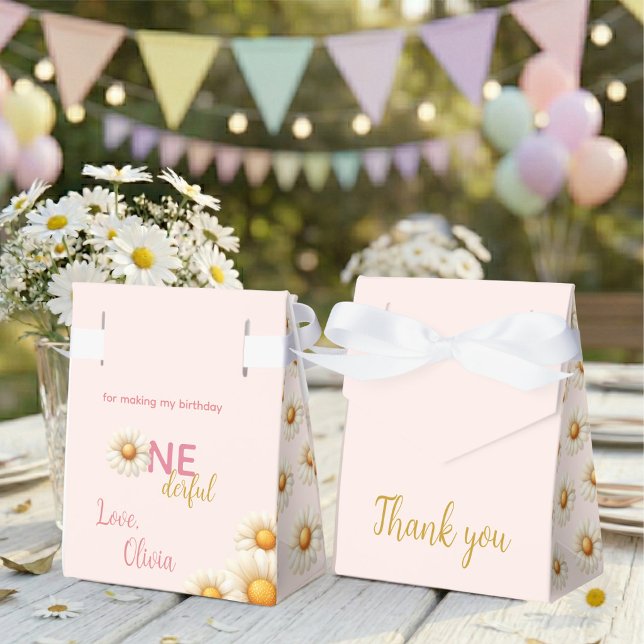 Daisy 1st Birthday  Isn't She ONEderful Pink Favor Favour Box (Daisy 1st Birthday Isn't She ONEderful Pink Favor Boxes)