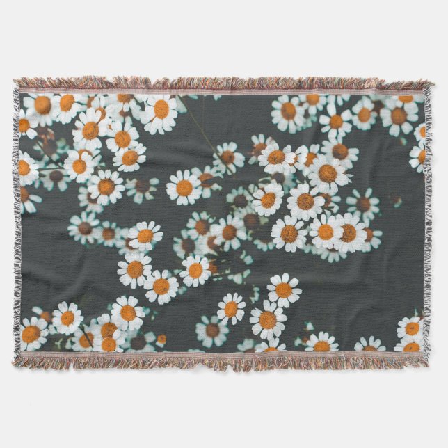 Daisy Daisies Floral Throw Blanket (Front)