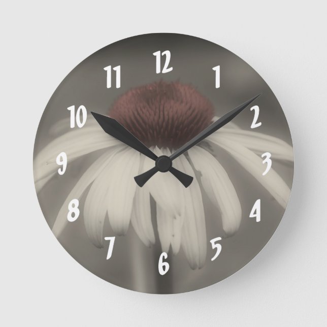 Daisy Flower In Vintage Black And White Round Clock (Front)