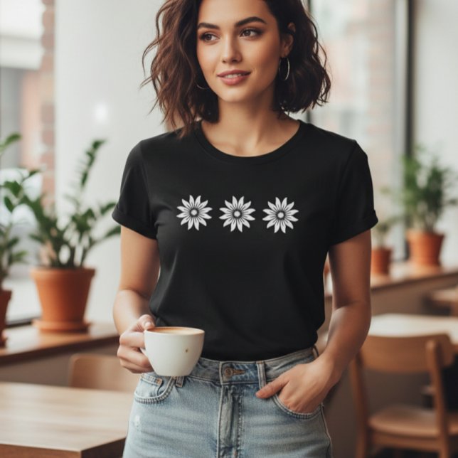 Daisy Flower Tshirt Flowers, Women's Oversized (Creator Uploaded)