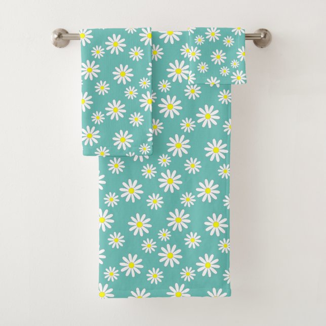 Daisy Flowers On A Blue Bath Towel Set (Insitu)
