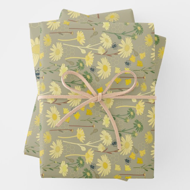 Daisy green wrapping paper sheet (In situ)