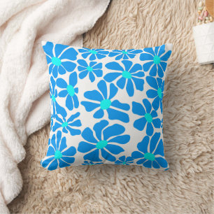 Daisy in 2 shades B02.bblue Cushion