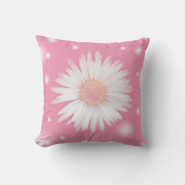 Daisy in soft pink color cushion (Front)