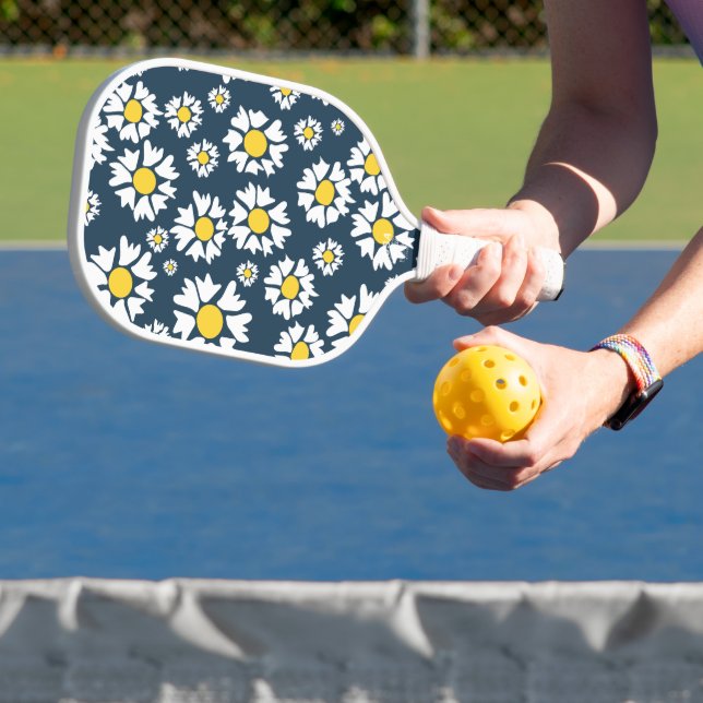 Daisy Pattern, Floral Pattern, White Daisies Pickleball Paddle (Insitu)