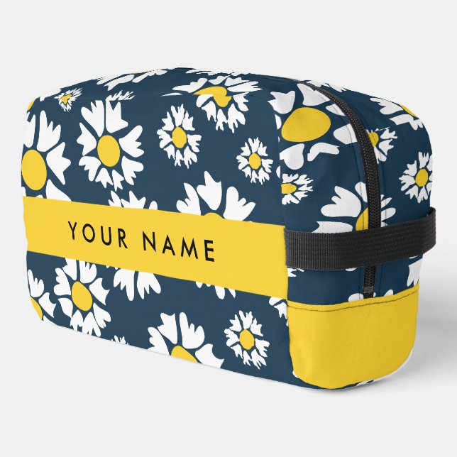 Daisy Pattern, White Daisies, Your Name Dopp Kit (Left Corner)