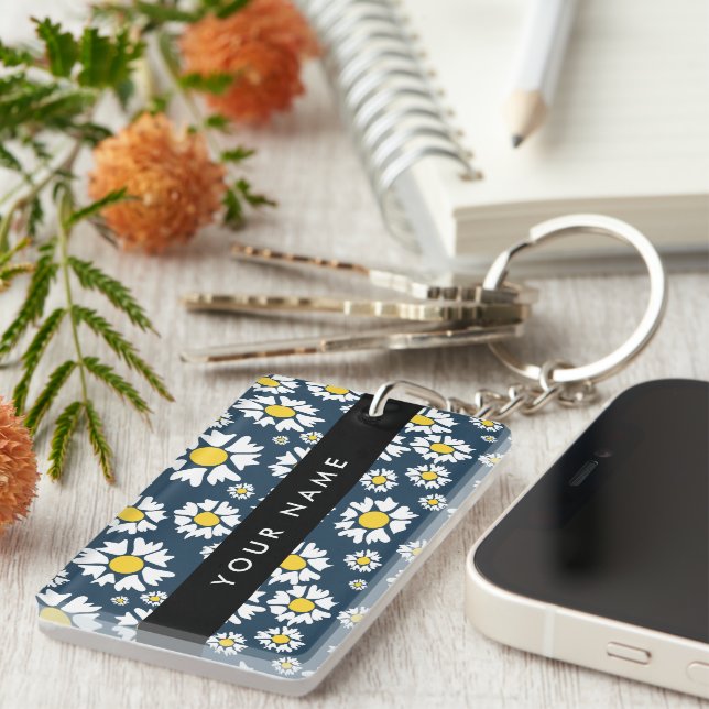 Daisy Pattern, White Daisies, Your Name Key Ring (Front Right)