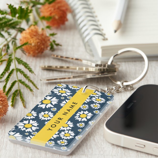 Daisy Pattern, White Daisies, Your Name Key Ring (Front Right)