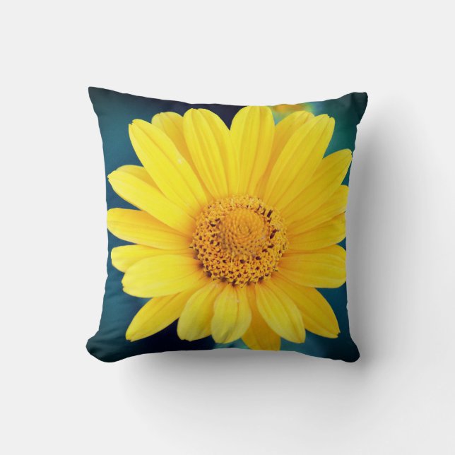Daisy Petals Pillow (Front)