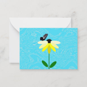 Daisy With Blue Background Note Cards