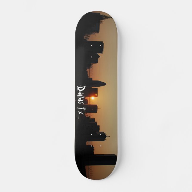 Dallas Skateboard (Front)