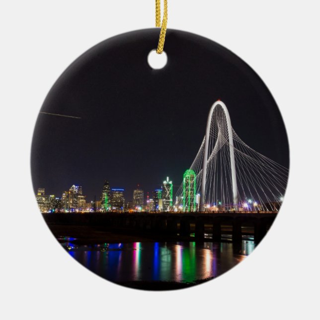 Dallas Skyline Hunt Ceramic Tree Decoration (Front)