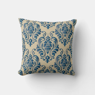 Damascus seamless pattern of floral ornament on be cushion