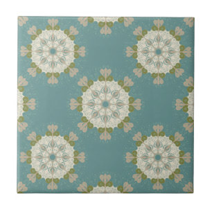 Damask pattern with abstract elements tile