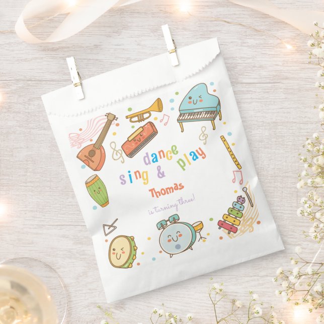 Dance sing and play kids birthday favour bags (Clipped)
