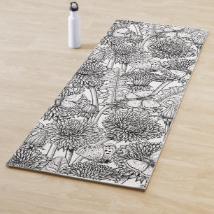 Dandelion meadow in black and white yoga mat