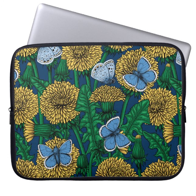 Dandelion medow laptop sleeve (Front)