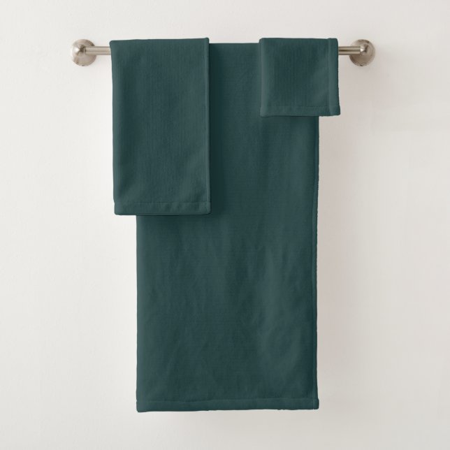 Dark Green Solid Bath Towel Set (Insitu)