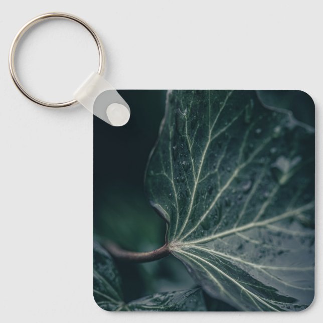 Dark Ivy Leaf Nature Photo Key Ring (Front)
