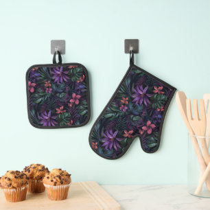 Dark Jungle Flowers Oven Mitt & Pot Holder Set