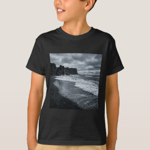 Dark Rocky Coast Waves Dramatic Ocean Shore T-Shirt