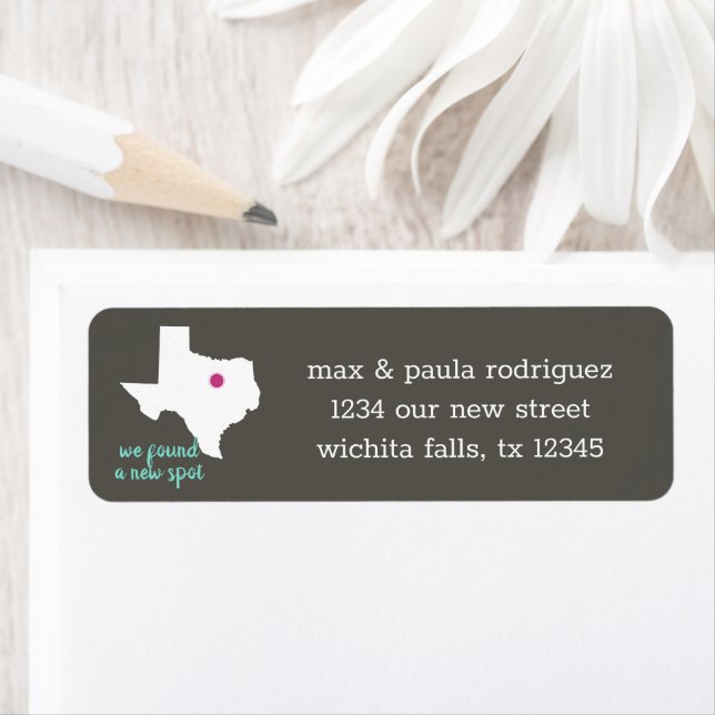 Dark Taupe/Pink We Found a New Spot - Texas Moving (Insitu)