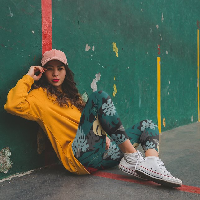 Dark Tropical Leggings (Creator Uploaded)