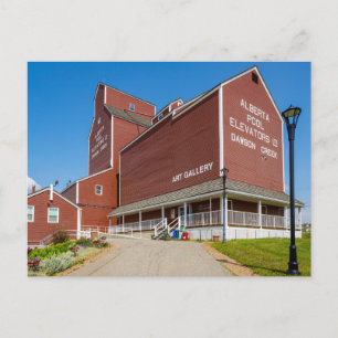 Das historische Getreidesilo von Dawson Creek in A Postcard