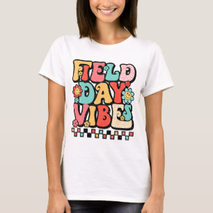 Day Vibes Groovy Summer Teacher Kid Last Day Of Sc T-Shirt