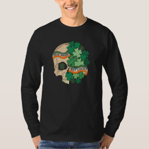 Dead Inside But Lucky Shamrock Skull St Patrick Da T-Shirt